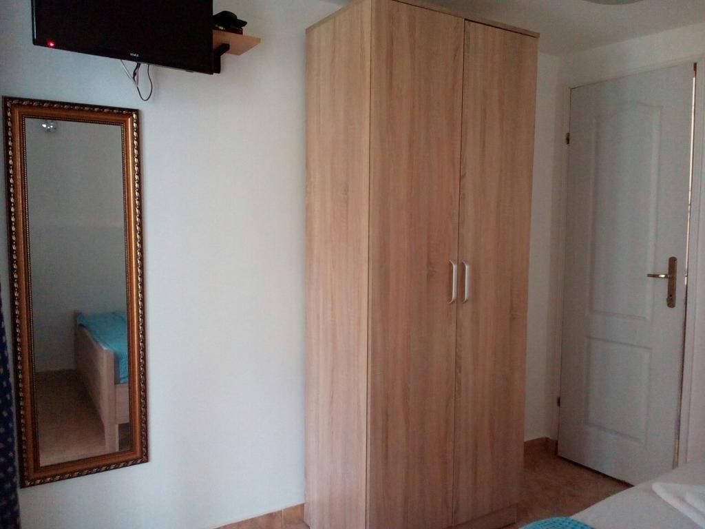 Apartments Idolga バール 部屋 写真