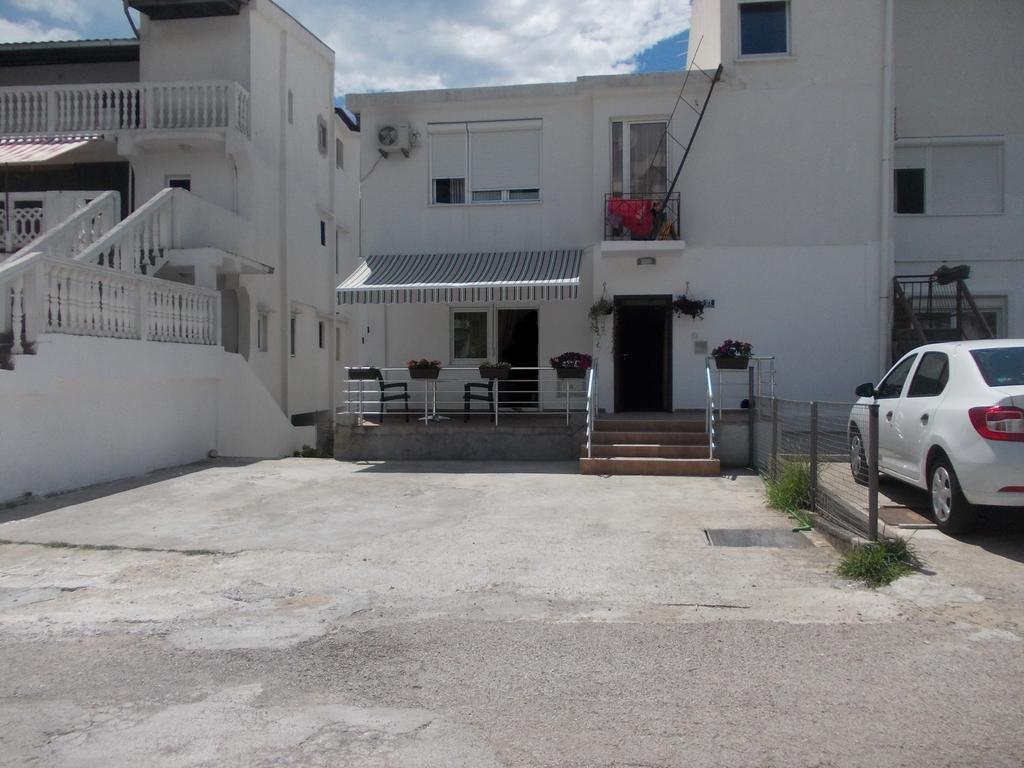 Apartments Idolga バール 部屋 写真